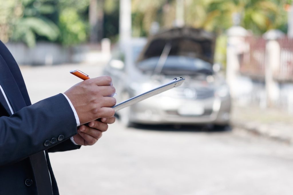 Wertverlust beim Auto mit Motorschaden – deutliche Preisreduktion beim Verkauf.
